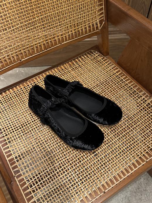 Daniela Gregis 26SS 香槟色/黑色肌理丝绒伴带芭蕾鞋 商品图5