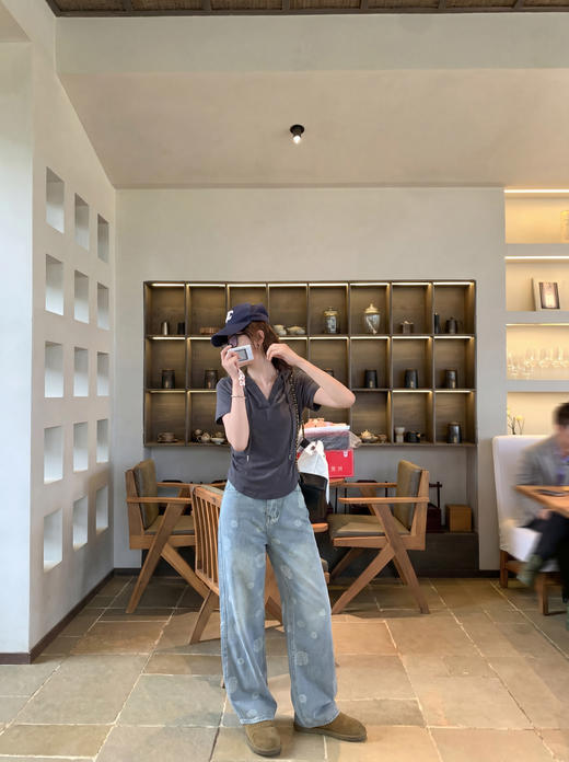 <曾小咸推荐> 4.12新品上新 v领连帽修身短袖 日常89！！ 活动价59！！【预售款，预计3-15天发货】 商品图11