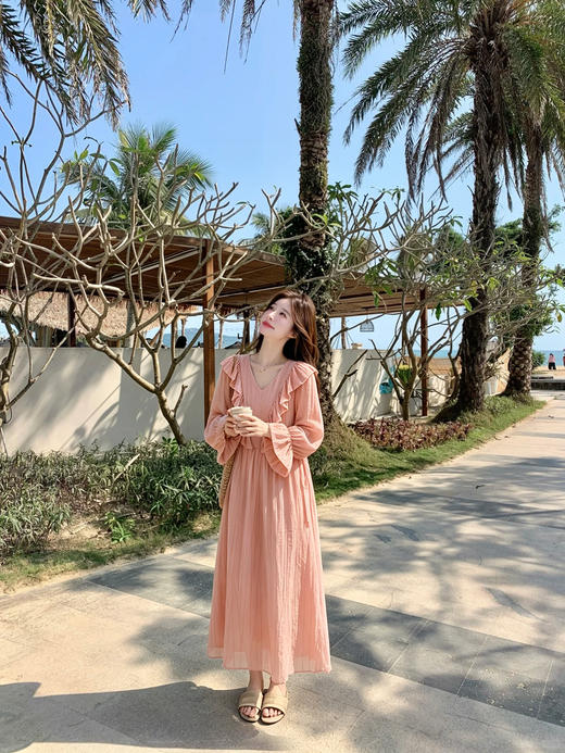 天猫同步【轻盈飘逸】拉夏贝尔/La Chapelle清新温柔气质V领荷叶花边长袖连衣裙女高腰时尚长裙春装 商品图12