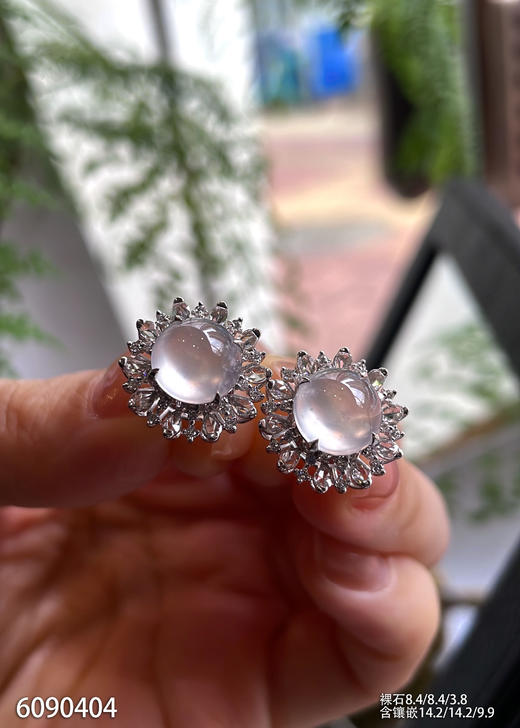 6090404，蛋面耳钉。具体价格微信咨询 商品图0