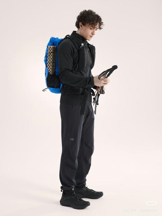 一店d 🐦𝐈𝐧𝐜𝐞𝐧𝐝𝐨 𝐩𝐚𝐧𝐭𝐬速干长裤
专柜断货王 不夸张！！这条裤子正当季是买不到的，和价格无关，就是很抢手☝️ 它是一款专为跑步、训练、健身和越野运动设计的速干裤 商品图0