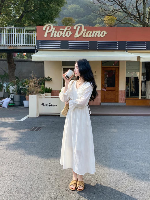 天猫同步【轻盈飘逸】拉夏贝尔/La Chapelle清新温柔气质V领荷叶花边长袖连衣裙女高腰时尚长裙春装 商品图8