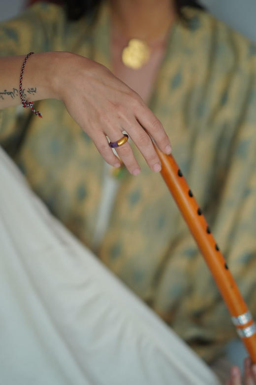 喜马拉雅紫水晶包金戒指 商品图1