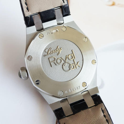 【95新】Audemars Piguet 爱彼77321ST.ZZ.D002CR.01自动机械机芯日期显示33MM（女款）皇家橡树系列精钢；镶嵌钻石表圈040426NJS22 商品图5