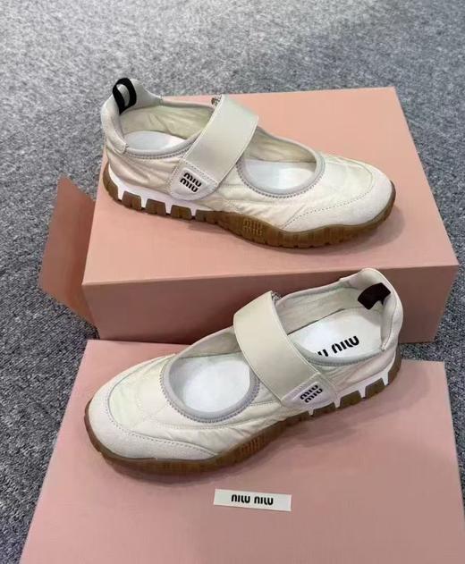 女款魔术贴平底鞋ba017 商品图1