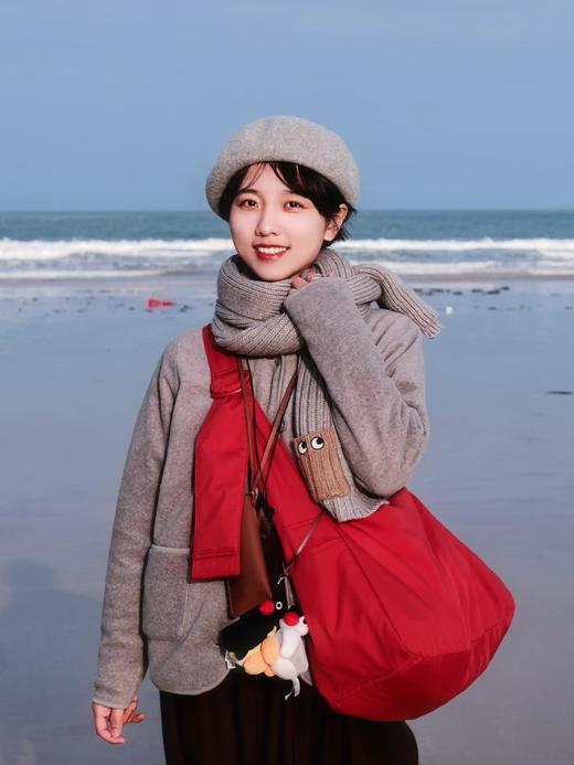 老米优品🎈 优*库平替！《休闲百搭轻便大容量抽绳包》 软软的，大容量~~ 超实用！ 商品图8