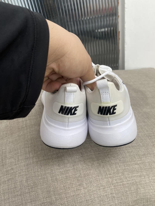 正品耐克女鞋35.5码 商品图4
