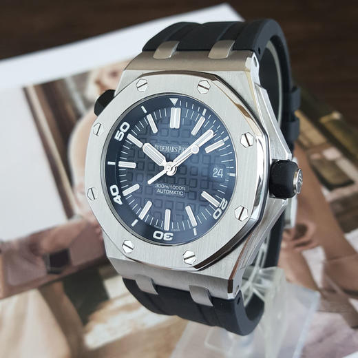 【95新】Audemars Piguet 爱彼15703ST.OO.A002CA.01自动机械机芯日期显示42MM（男款）皇家橡树离岸型系列精钢040426NJS25 商品图2