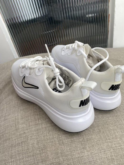 正品耐克女鞋35.5码 商品图5