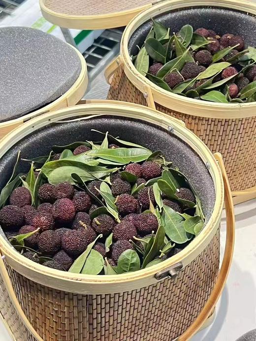 周四取货：【云南春梅】一盒300克左右，肉超细腻，汁水很多，杨梅味浓！ 商品图3