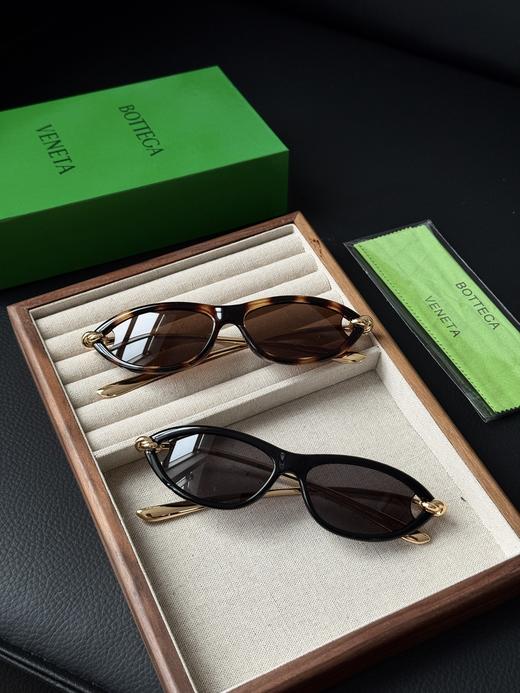 BV 超出圈的纽结猫眼墨镜 商品图9