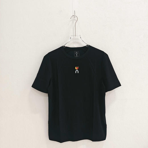 原单正品 On昂跑✖️SHF联名休闲运动T恤透气速干舒适短袖，男女同款，
颜色：黑色 蓝色
尺码：S～XXL 商品图2
