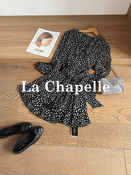 专柜实拍【法式波点茶歇】拉夏贝尔/La Chapelle复古性感V领木耳边气质显瘦系带波点长袖荷叶边短裙 商品图9