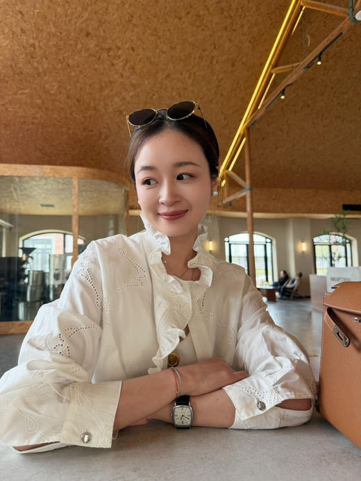 2604301    “H面料”花边领镂空刺绣 宽松衬衫 商品图5