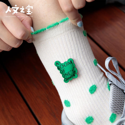 【人文之宝】吴尔夫主题 · 一间自己的房间点点袜 商品图1