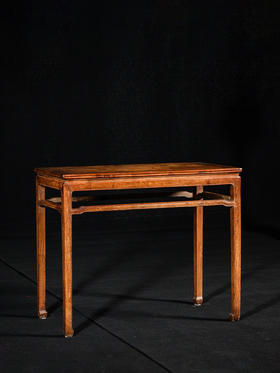 清早期 黄花梨束腰罗锅枨马蹄腿半桌