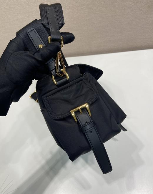 普拉达 新款邮差包 商品图4