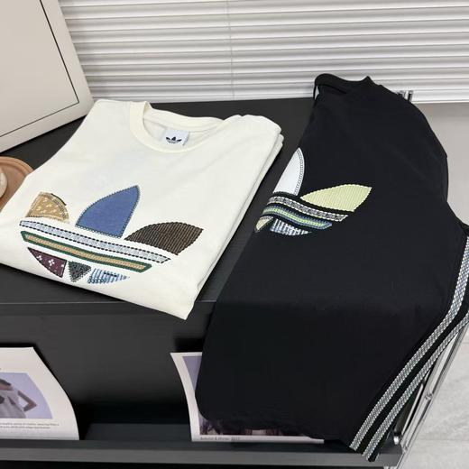 【cyz1】男女款夏日新款细腻刺绣宽松短袖T恤！！ 商品图1