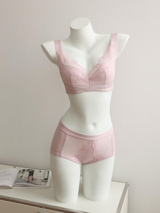 断码特价款文胸大合集！不退换！品牌单无钢圈无痕调整型聚拢女士真丝内衣胸罩抹胸 款式多多 商品图6