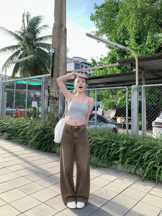 专柜实拍【摩卡美拉德】拉夏贝尔/La Chapelle复古色系高腰单扣后皮标做旧款猫须设计全棉直筒牛仔裤 商品图13