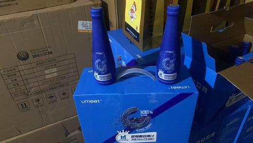 2025年9月茅台悠蜜100%蓝莓复合果汁，新款蓝盒果汁，茅台集团出品高端果汁，整箱200ml*10瓶，新日期，适合高端商务招待应酬礼品等。 商品图4