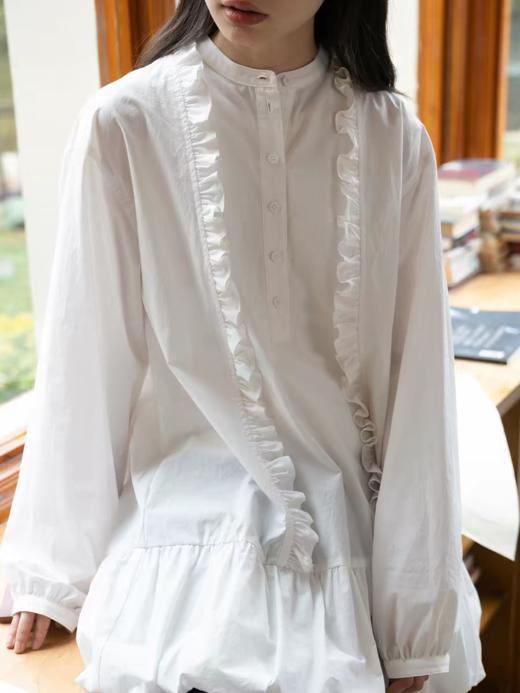 步履不停/6A11303C/圆领花边衬衫 商品图3