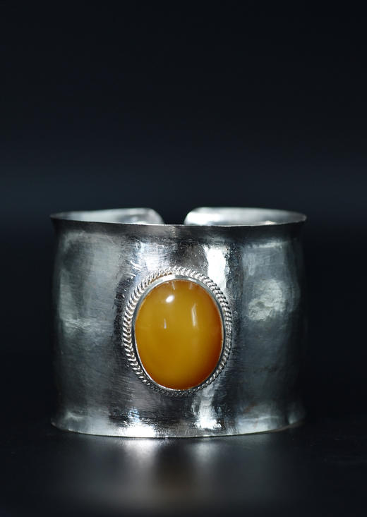 尼泊尔錾刻镶嵌宝石银手镯多款 商品图4