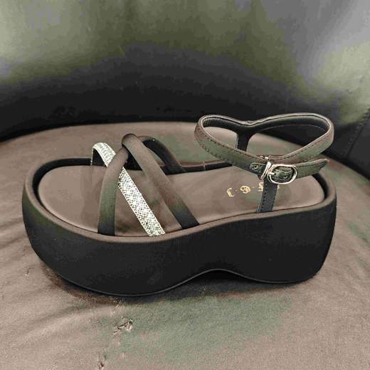 LFGJ凌介x0421时尚钻饰厚底凉鞋 商品图1