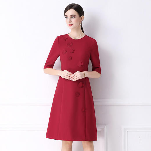 「高货deo」全新升级【铂金会员477/天猫639/差价162】(13730)洛诗琳轻奢立体花朵钉珠连衣裙2026新款气质显瘦A字裙 商品图2