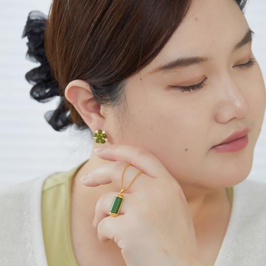 【6款碧玉小清新合集】💚附证书【把夏天戴在身上】耳畔一抹凉，颈间一丝翠，轻若无物，日常百搭。耳钉耳钩吊坠全收录，清脆悦耳，自带降温效果，谁戴谁清爽！ 商品图0