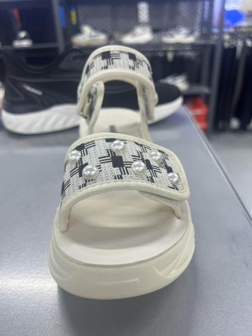 XY｜回力露趾厚底轻便舒适魔术贴珍珠休闲凉鞋女075601 商品图1