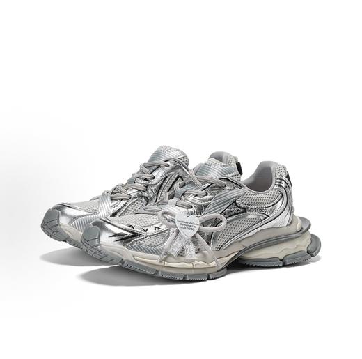 林允同款！GG-CC幸运捕手 千禧风厚底老爹鞋 复古银的颜色非常高级 再加上增高的设计 真是越看越爱，舒适度真的会让你想焊在脚上 5cm增高厚底 能hold住不同搭配~ 商品图1