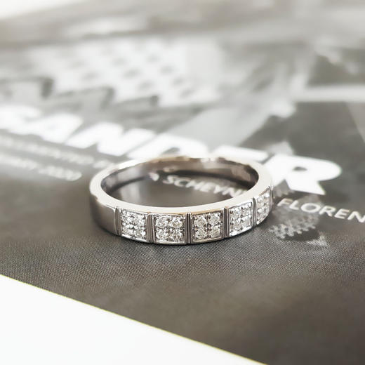 ENZO周大福AU750白金时尚简约群镶款0.16克拉钻石戒指15号（戒圈可改）180326TJ05 商品图2