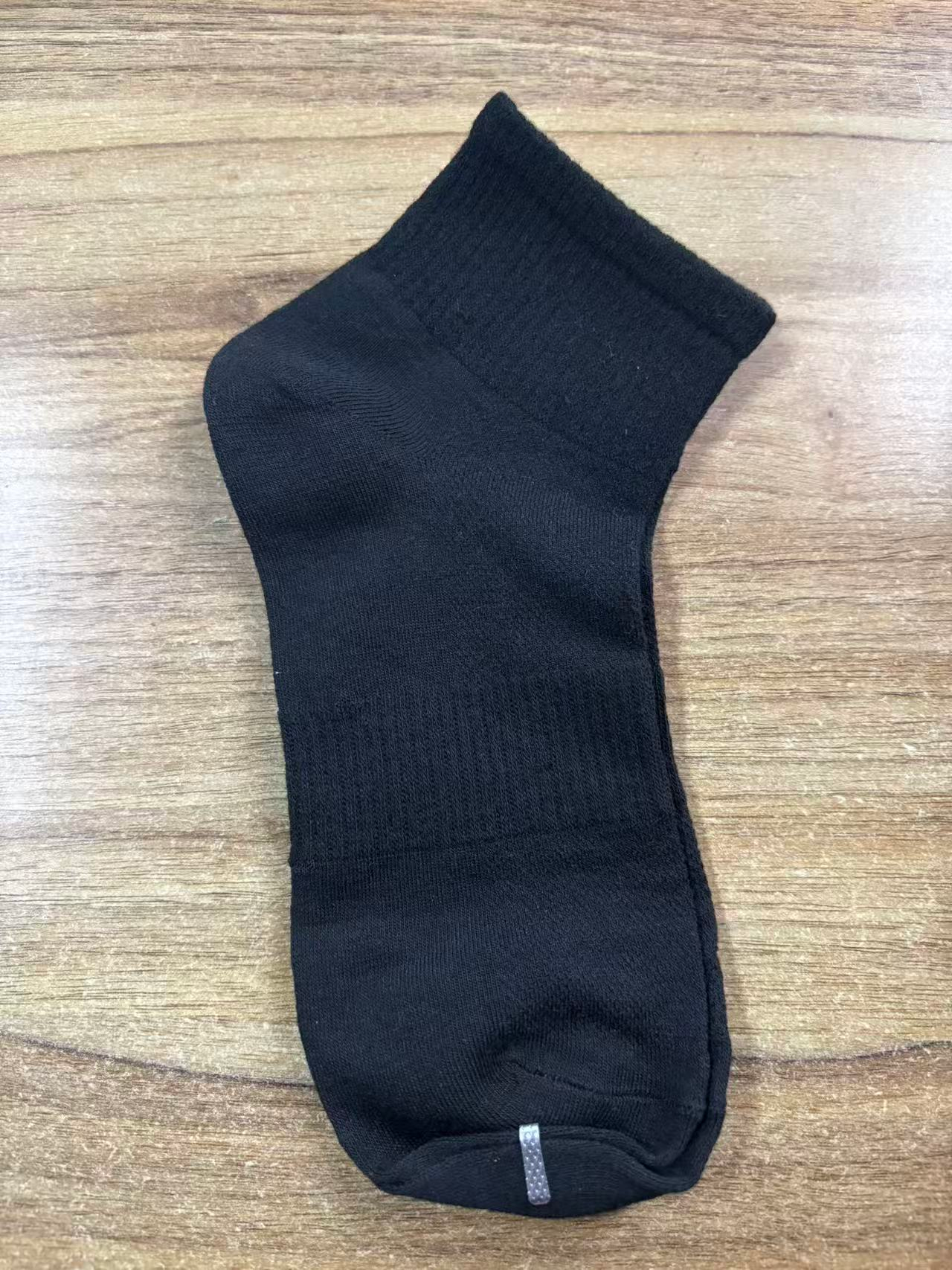 【赠品勿拍不发货】夏季中筒袜（1双装）