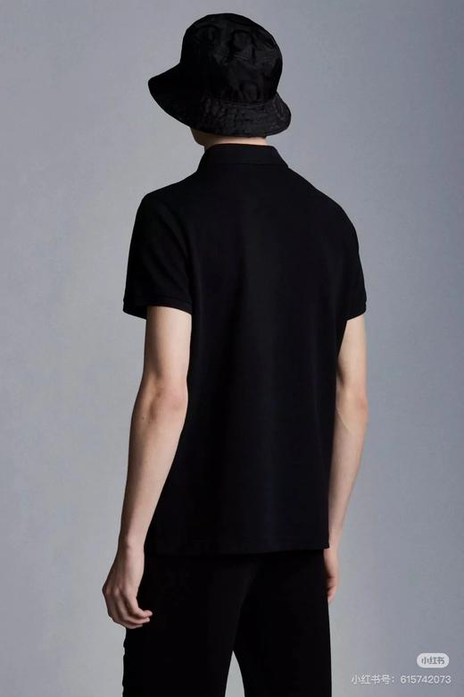 一店d 蒙口经典情侣𝐩𝐨𝐥𝐨衫 夏季必备的网眼棉面料 舒适透气又速干
情侣都要安排  休闲➕商务的polo衫 男士穿更帅！ 商品图2