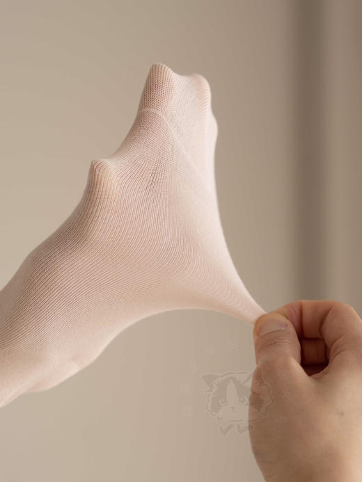 28.9到手6双/够轻盈❗️才够春夏❗️  【西班牙🇪🇸 LUIS VECENTE 桑蚕丝超薄女袜】  ✳️6A 级桑蚕丝混纺 + 网眼透气 商品图4