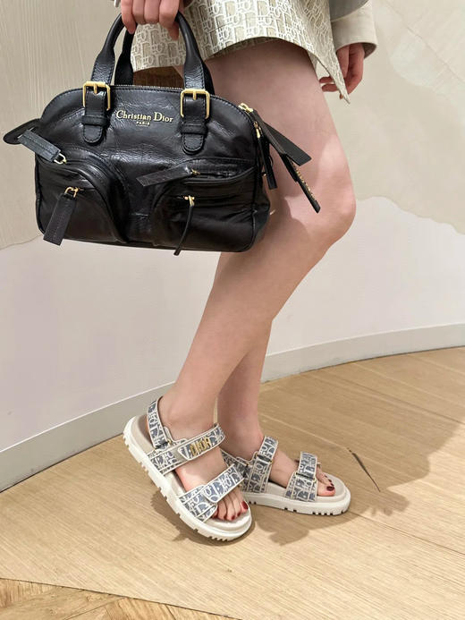 女款魔术贴凉鞋la010 商品图3