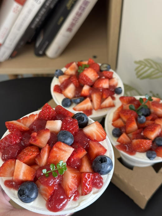 福利草莓蛋糕，特价手握杯 商品图3