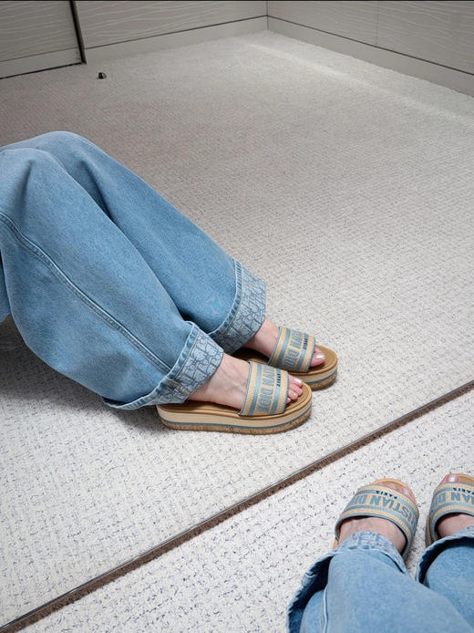 女款厚底拖鞋la010 商品图1