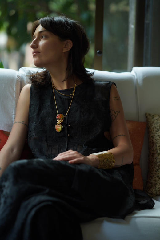 斑彩石水银鎏金瑞兽吊坠 商品图2