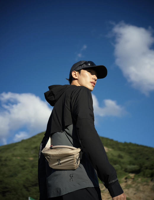 代工纯元。ON昂*Waist Pack Lite系列男女款轻量腰包～（售后时间：签收3天内，不合适及时申请） 商品图11