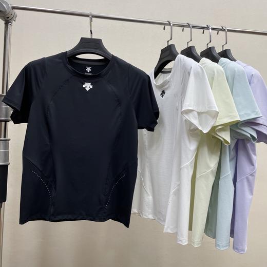 点此购买 迪桑特夏季女士冰丝凉感吸湿速干弹力运动短袖T恤 yh 344920 商品图4