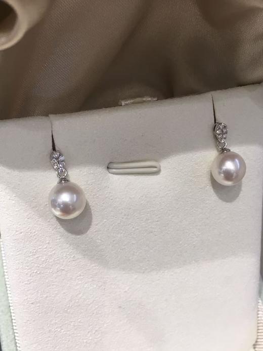 26
新品[哇] 🤍akoya💙
精致小女人通勤款 18k金镶钻石AKOYA耳针 7.5-8mm
 圆 极微瑕 珠光超亮 商品图2