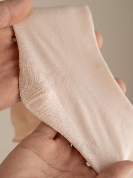 28.9到手6双/够轻盈❗️才够春夏❗️  【西班牙🇪🇸 LUIS VECENTE 桑蚕丝超薄女袜】  ✳️6A 级桑蚕丝混纺 + 网眼透气 商品图3