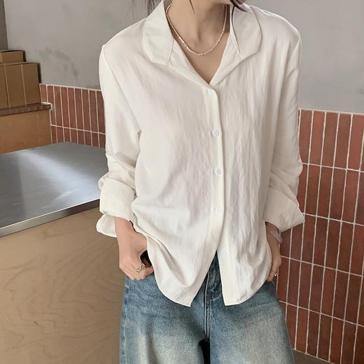 薄荷绿捏褶收腰长袖衬衫， 立体剪裁好版型，款式时尚，上身很有范 商品图2