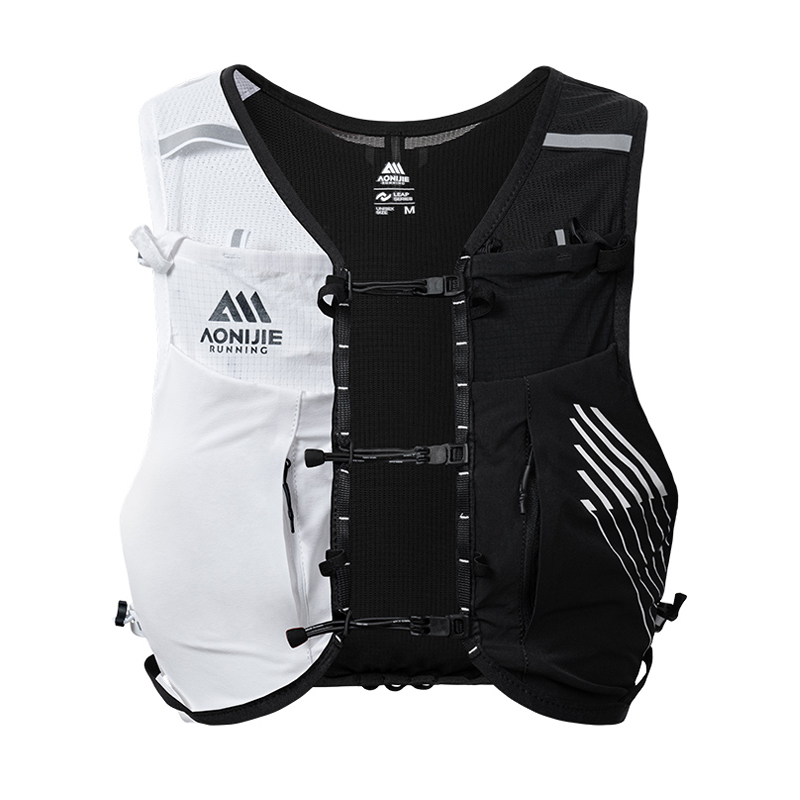 champion系列•越野跑背包10L-黑白「送水壶或杖包」