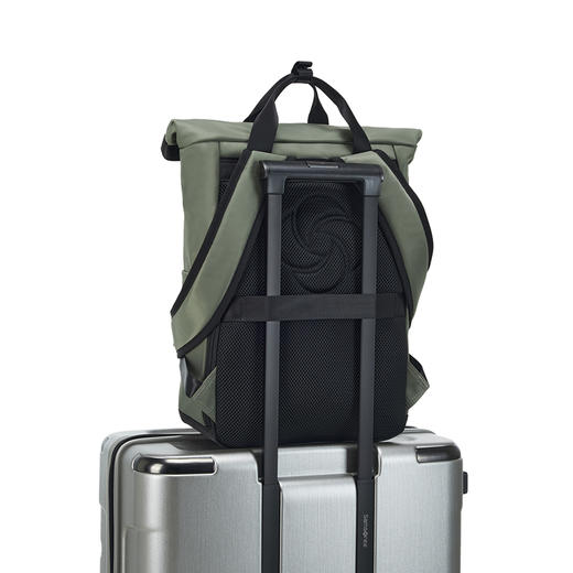 TR1*04041 新秀丽双肩包绿色 商品图4