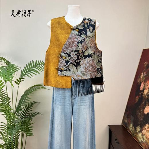 新中式撞色牡丹提花流苏圆领单排扣马甲 商品图3