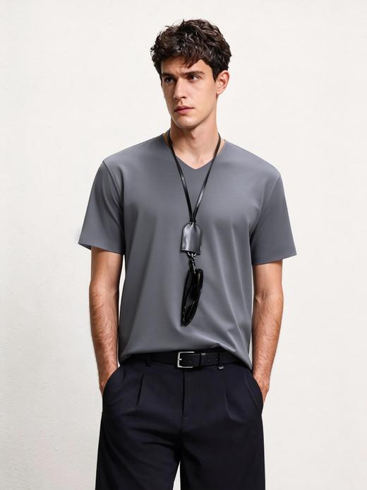 官网599！爱家男士120支莫代尔棉随心裁V领T恤男 高弹无痕短袖 打底衫家居服睡衣 商品图2