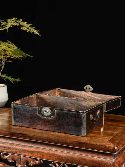 清 黄花梨文房箱 商品图3